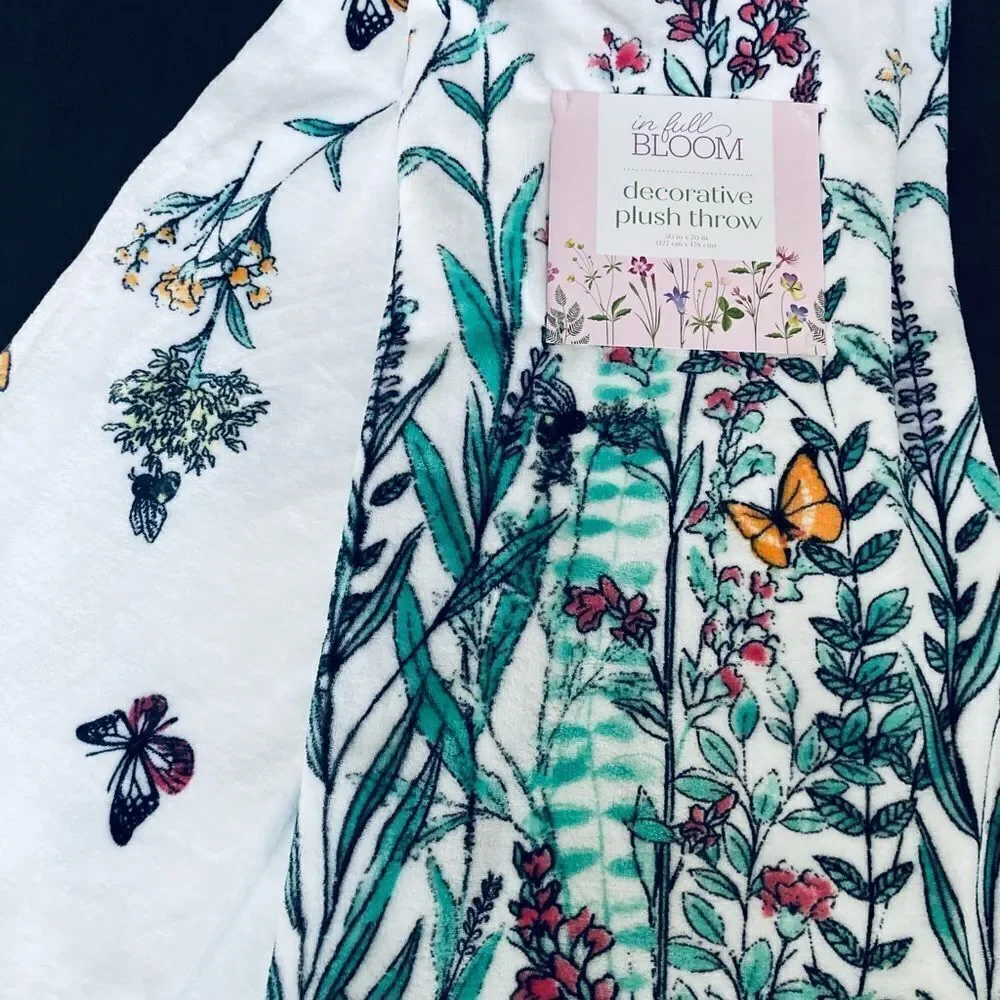 Plush Butterfly Garden Floral Throw Blanket